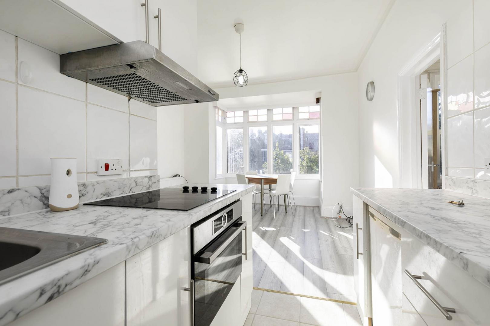 Modern Apartment with Bills Included Dean Road, Willesden Green ( Gas,Water +Electricity included)